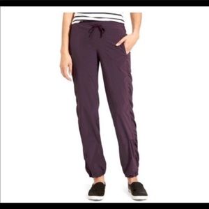 Athleta La Viva City Pant